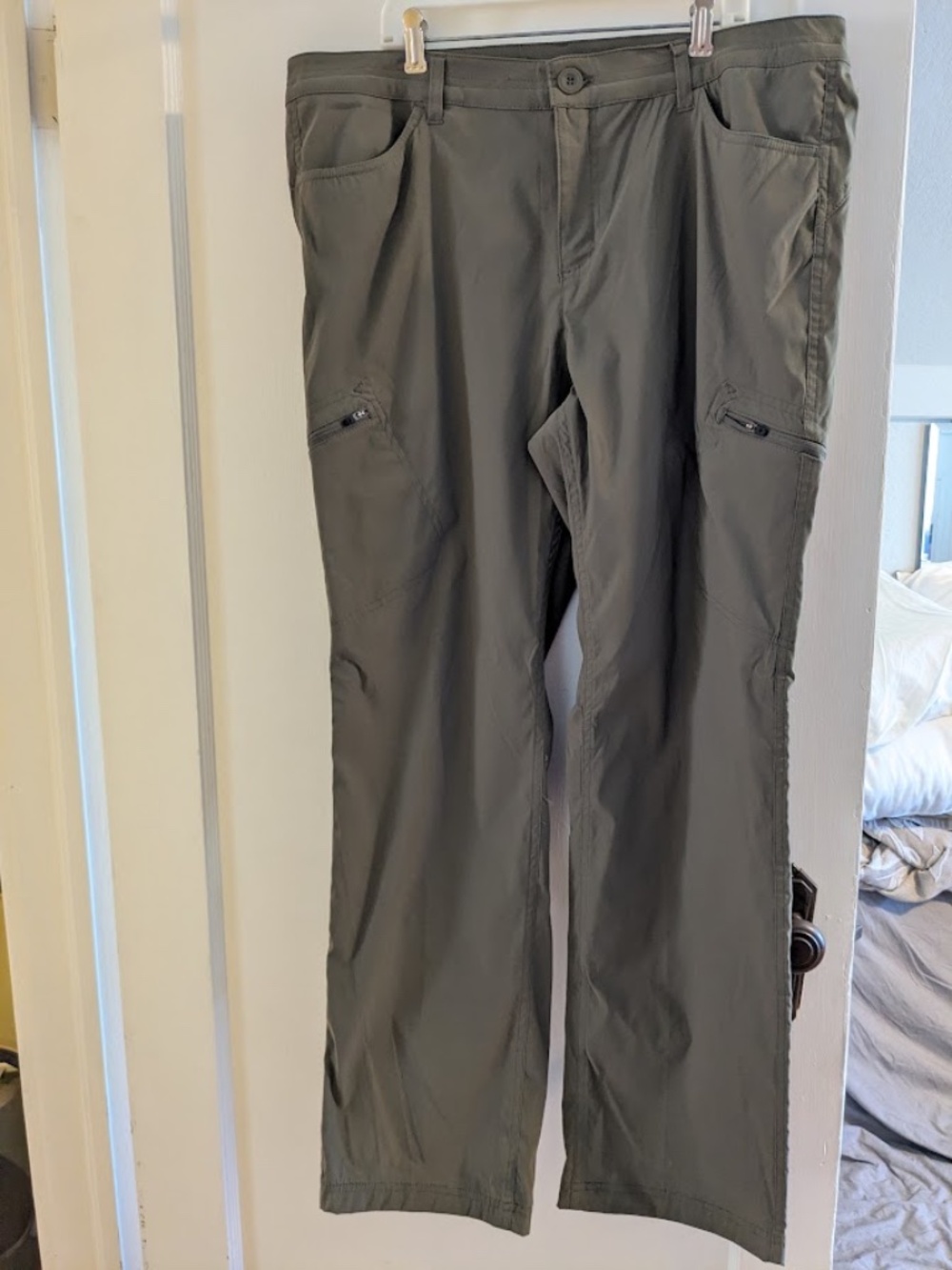 Eddie Bauer Rainier Long Pants in Twig, Women's 16